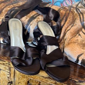 Anne Klein Brown Silk Wrap Stilettos! Never worn! Size 9